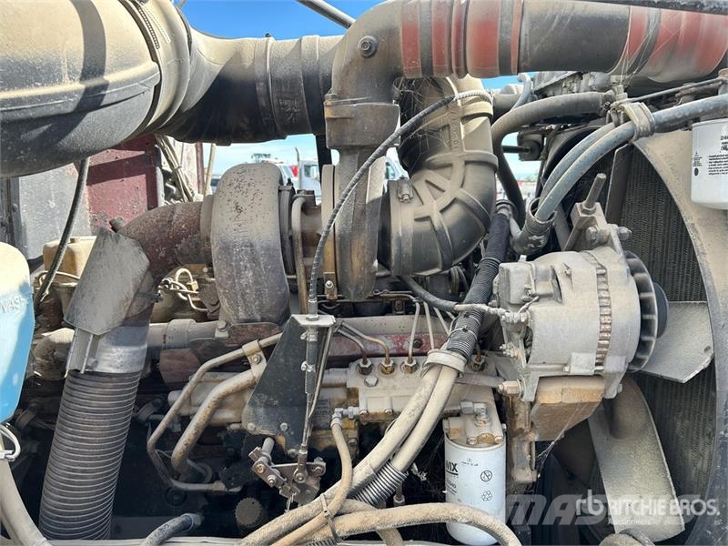 Peterbilt 357 8x4 Mixer Truck Camiones hormigonera