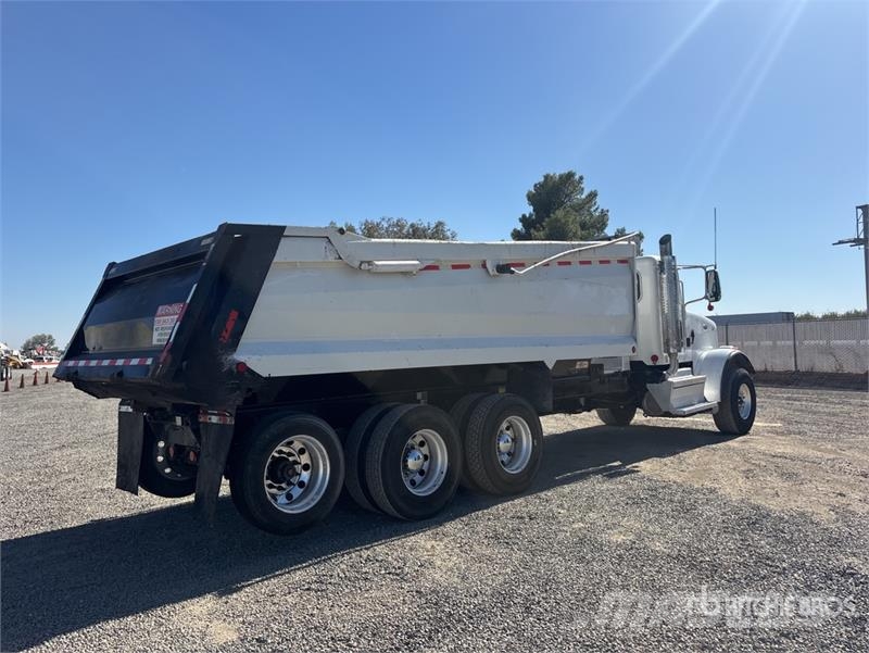Peterbilt 365 Грузовики-Самосвалы