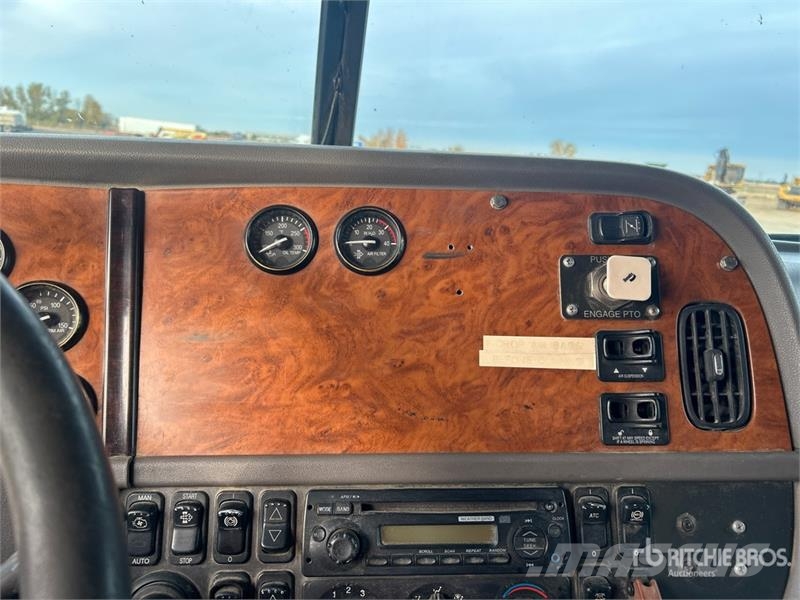 Peterbilt 365 12x4 Super 18 Five Axle Dump Truck Kiper tovornjaki