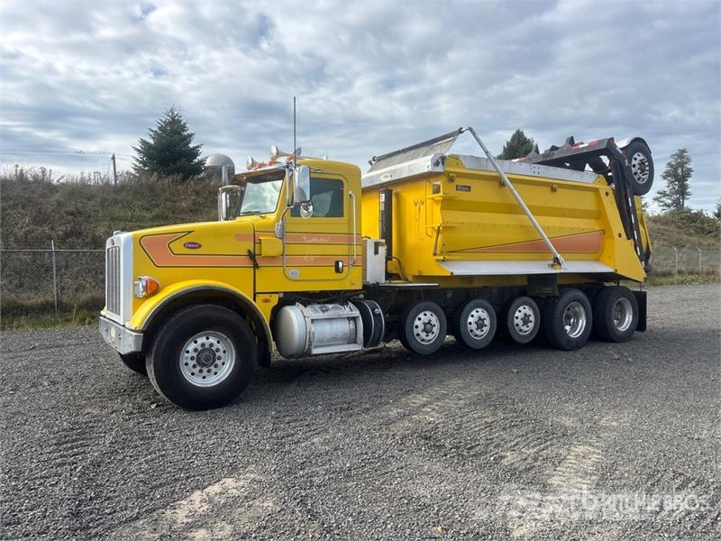 Peterbilt 365 14x4 Super 18 Five Axle Dump Truck Pašizgāzējs