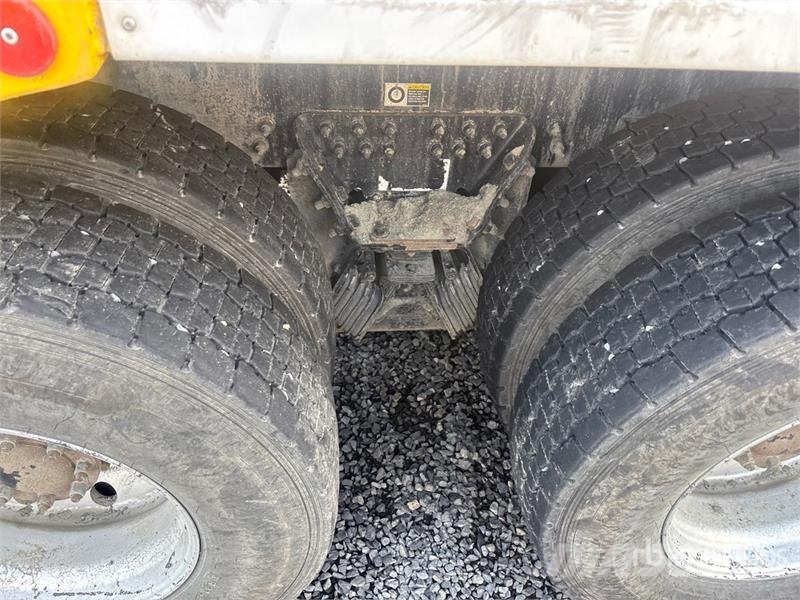 Peterbilt 365 14x4 Super 18 Five Axle Dump Truck Pašizgāzējs