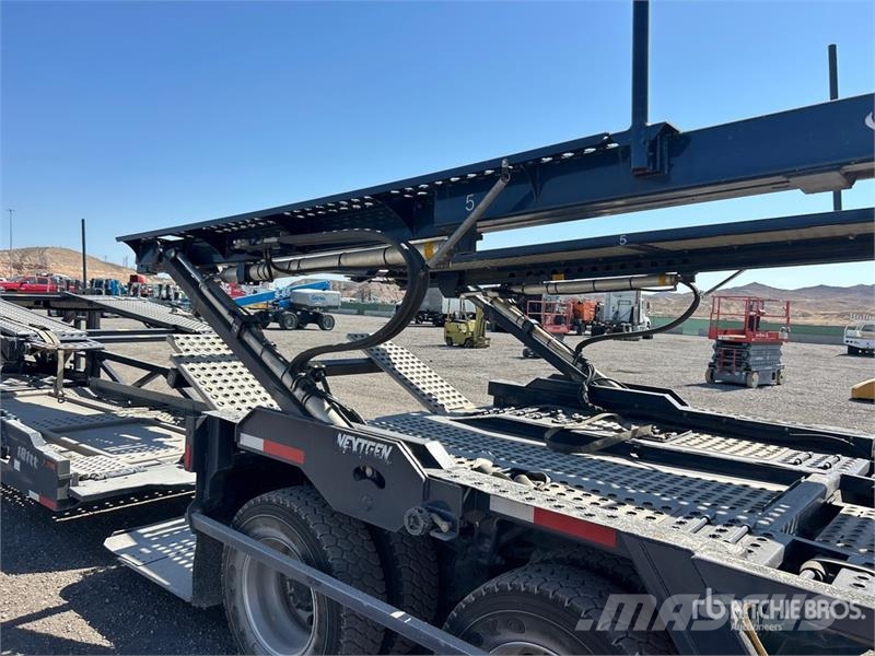 Peterbilt 365 6x4 Car Carrier Truck Autotransporteri