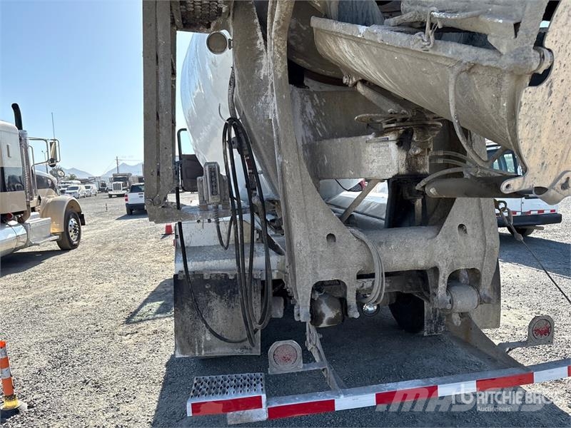 Peterbilt 365 6x4 Mixer Truck Camiones hormigonera