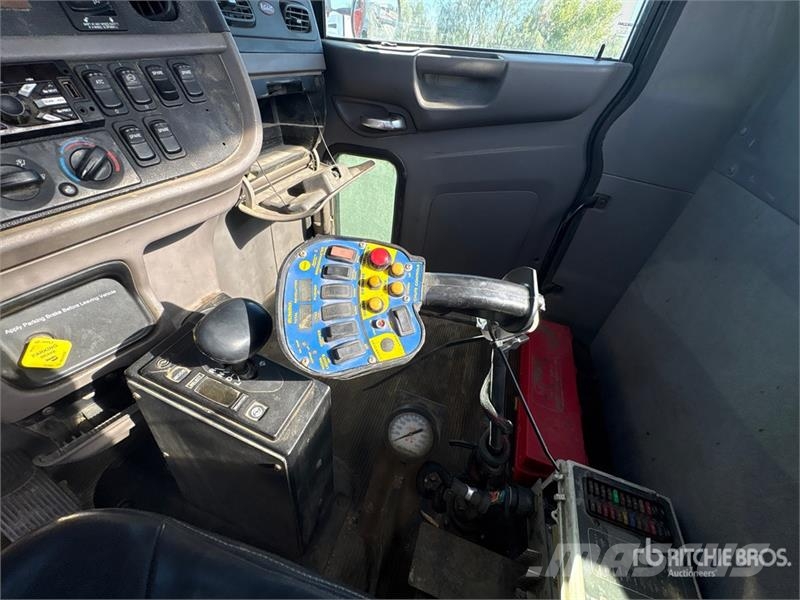 Peterbilt 365 6x4 Mixer Truck Camiones hormigonera