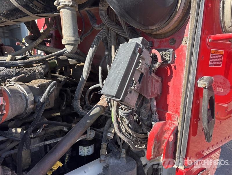 Peterbilt 365 8x4 Mixer Truck Camiones hormigonera