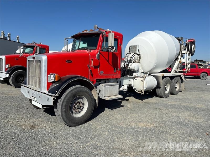 Peterbilt 365 8x4 Mixer Truck Camiones hormigonera