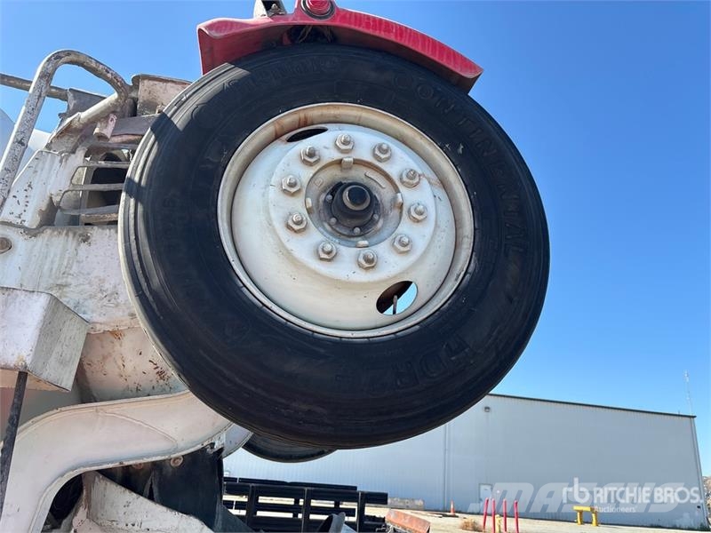 Peterbilt 365 8x4 Mixer Truck Camiones hormigonera
