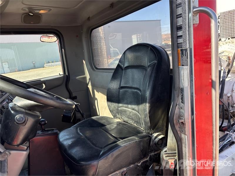 Peterbilt 365 8x4 Mixer Truck Camiones hormigonera