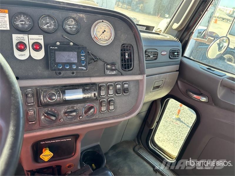 Peterbilt 365 8x4 Mixer Truck Camiones hormigonera