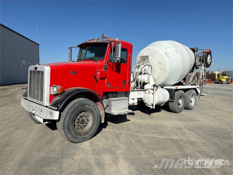 Peterbilt 365 8x4 Mixer Truck Camiones hormigonera