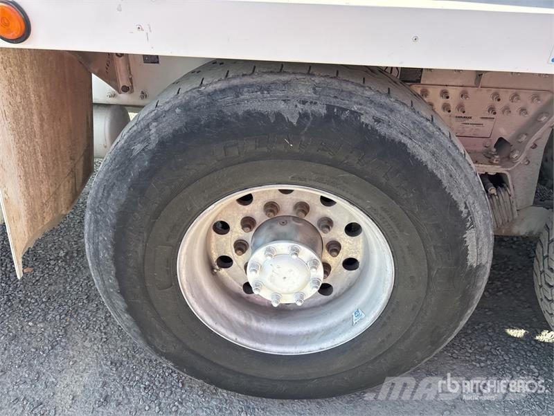 Peterbilt 365 8x4 Mixer Truck Camiones hormigonera