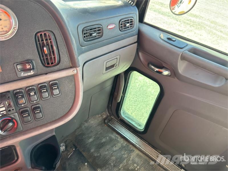 Peterbilt 365 8x4 Mixer Truck Camiones hormigonera