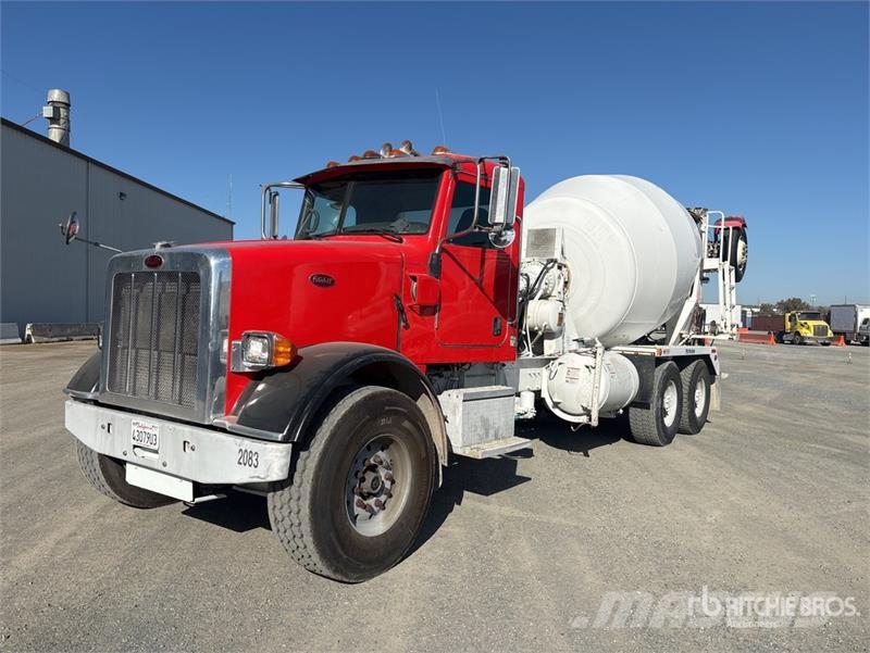 Peterbilt 365 8x4 Mixer Truck Betonmischer