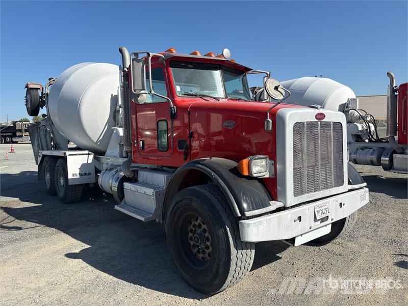 Peterbilt 365 8x4 Mixer Truck Camiones hormigonera