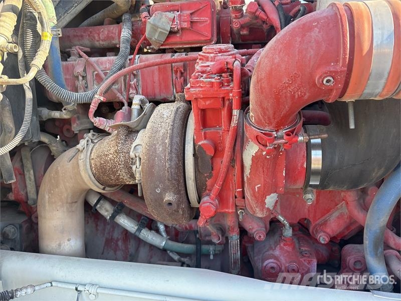 Peterbilt 365 8x4 Mixer Truck Betonmischer