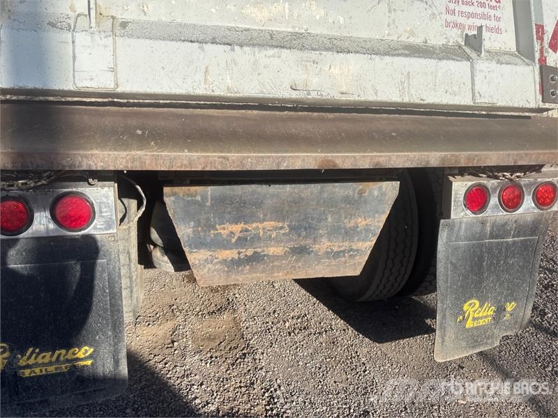 Peterbilt 365 Five Axle Dump Truck Kipper