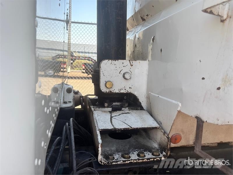 Peterbilt 365 Five Axle Dump Truck Kipper