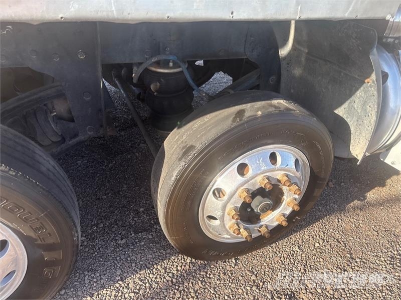 Peterbilt 365 Five Axle Dump Truck Kipper