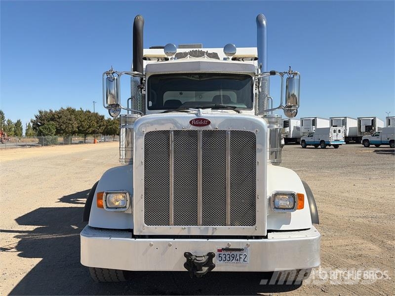 Peterbilt 367 Caminhões combinados / a vácuo