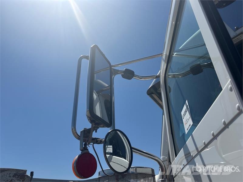 Peterbilt 367 Caminhões combinados / a vácuo