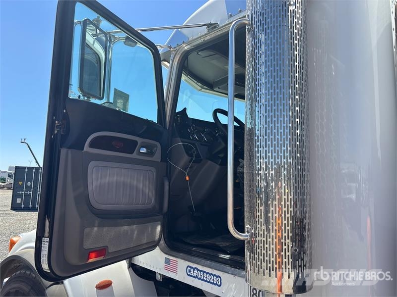 Peterbilt 367 Caminhões combinados / a vácuo
