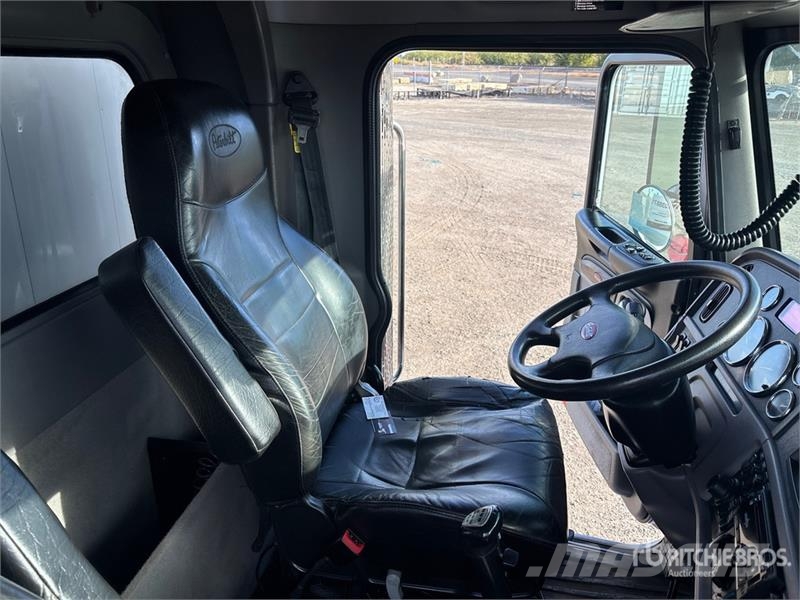 Peterbilt 367 Caminhões combinados / a vácuo
