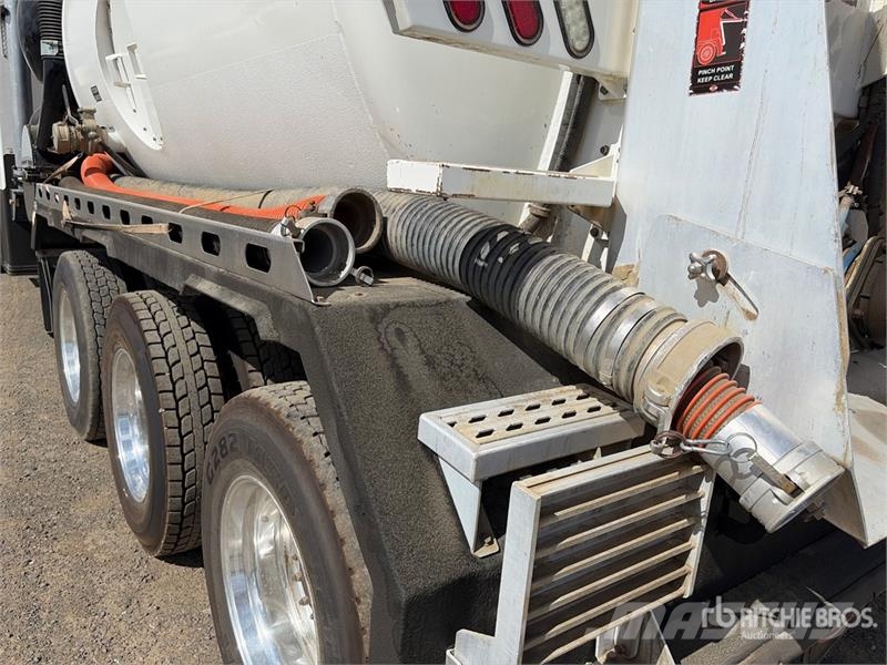 Peterbilt 367 Caminhões combinados / a vácuo
