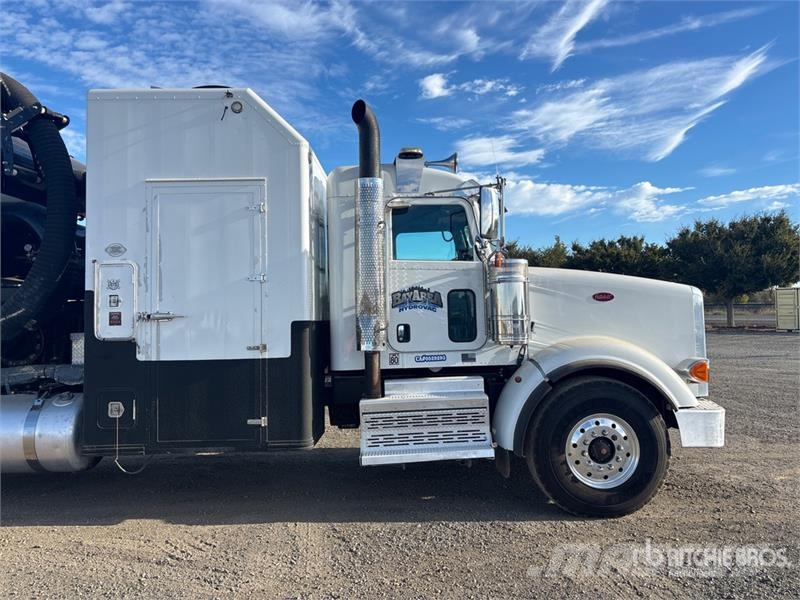 Peterbilt 367 Caminhões combinados / a vácuo