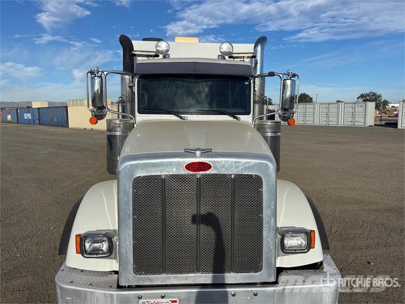 Peterbilt 367 Caminhões combinados / a vácuo
