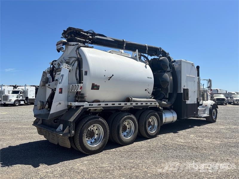 Peterbilt 367 Caminhões combinados / a vácuo