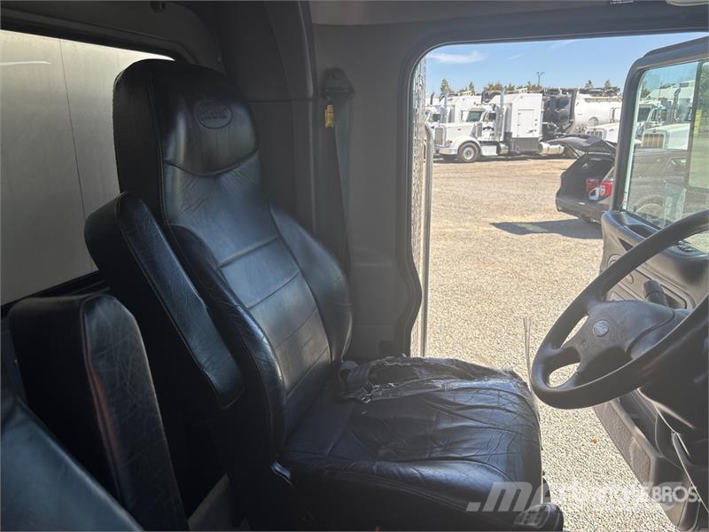 Peterbilt 367 Caminhões combinados / a vácuo