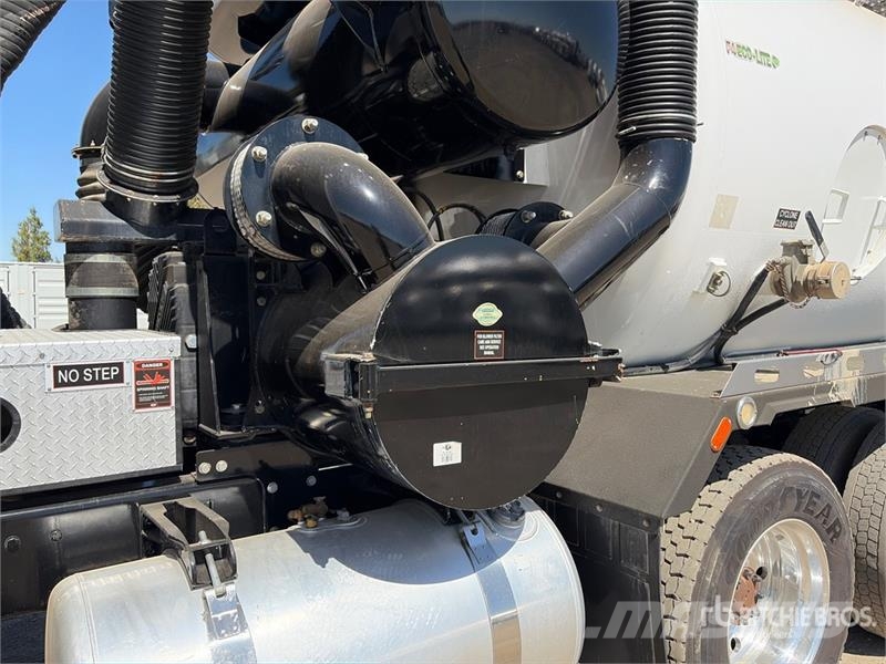 Peterbilt 367 Caminhões combinados / a vácuo