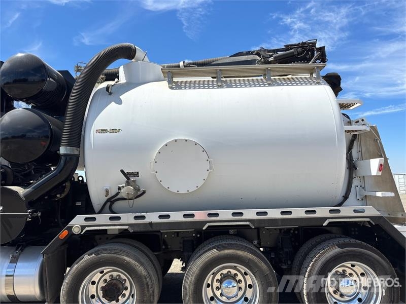 Peterbilt 367 Caminhões combinados / a vácuo