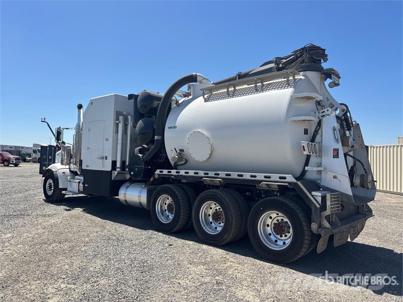 Peterbilt 367 Caminhões combinados / a vácuo