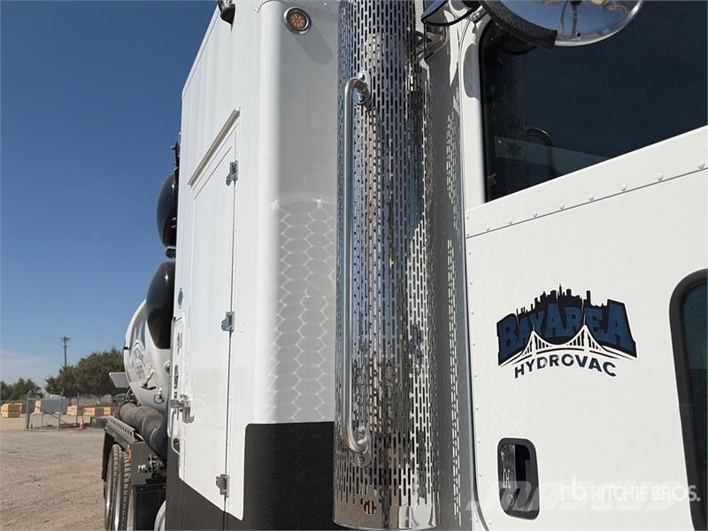 Peterbilt 367 Caminhões combinados / a vácuo
