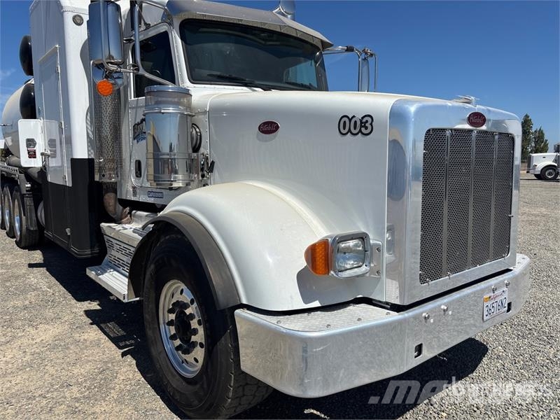 Peterbilt 367 Caminhões combinados / a vácuo