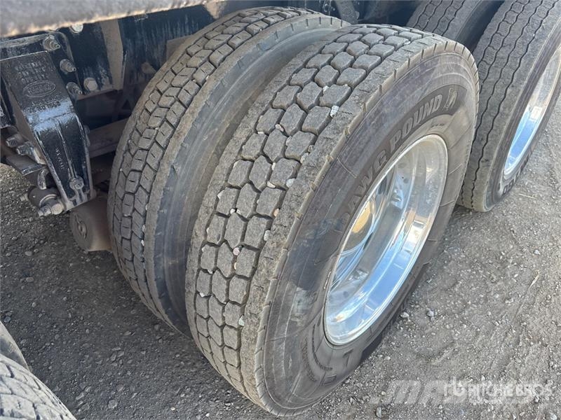 Peterbilt 367 Caminhões combinados / a vácuo