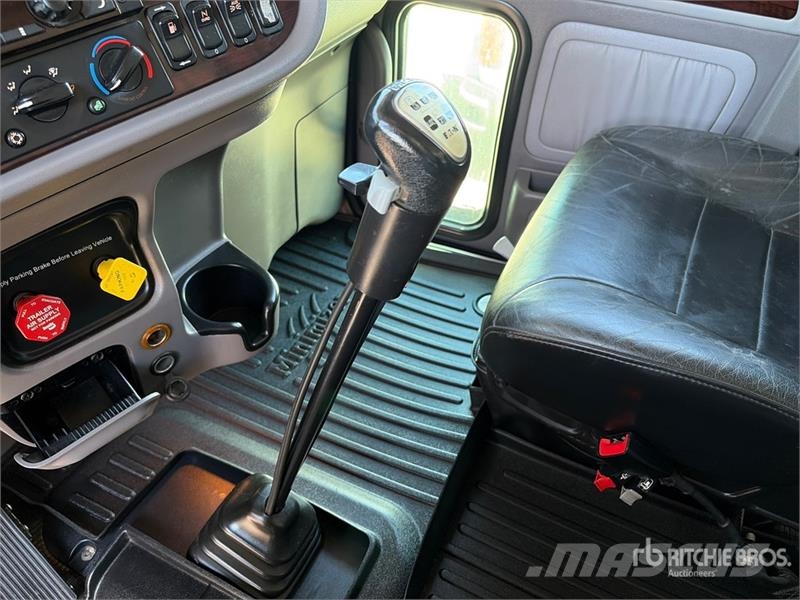 Peterbilt 367 Caminhões combinados / a vácuo