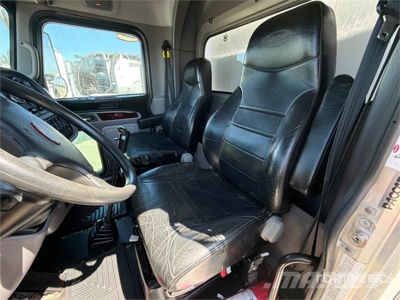 Peterbilt 367 Caminhões combinados / a vácuo