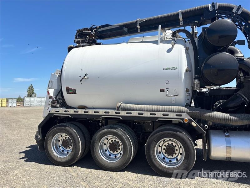 Peterbilt 367 Caminhões combinados / a vácuo