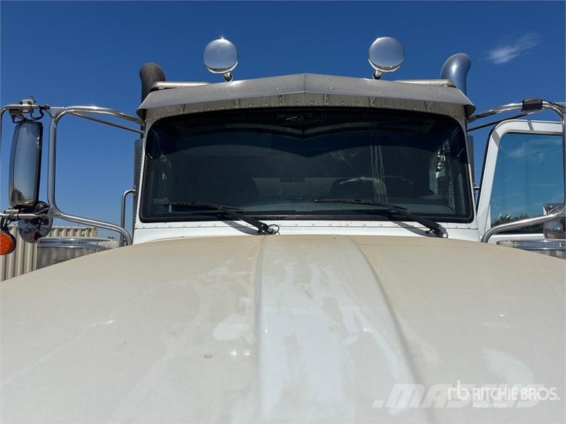 Peterbilt 367 Caminhões combinados / a vácuo