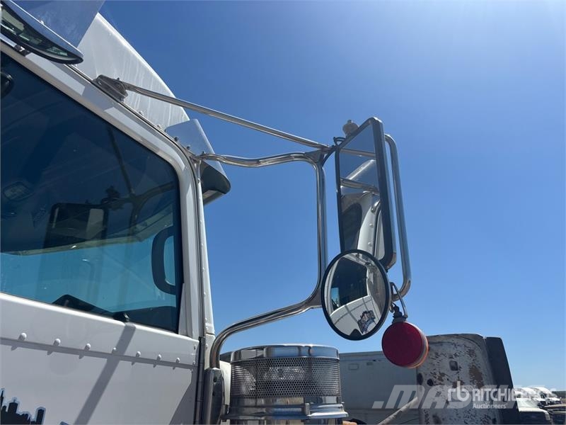 Peterbilt 367 Caminhões combinados / a vácuo