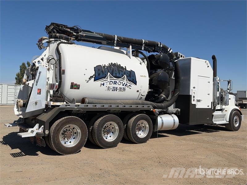 Peterbilt 367 Caminhões combinados / a vácuo