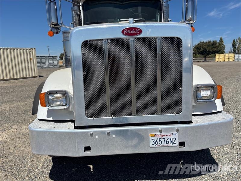 Peterbilt 367 Caminhões combinados / a vácuo
