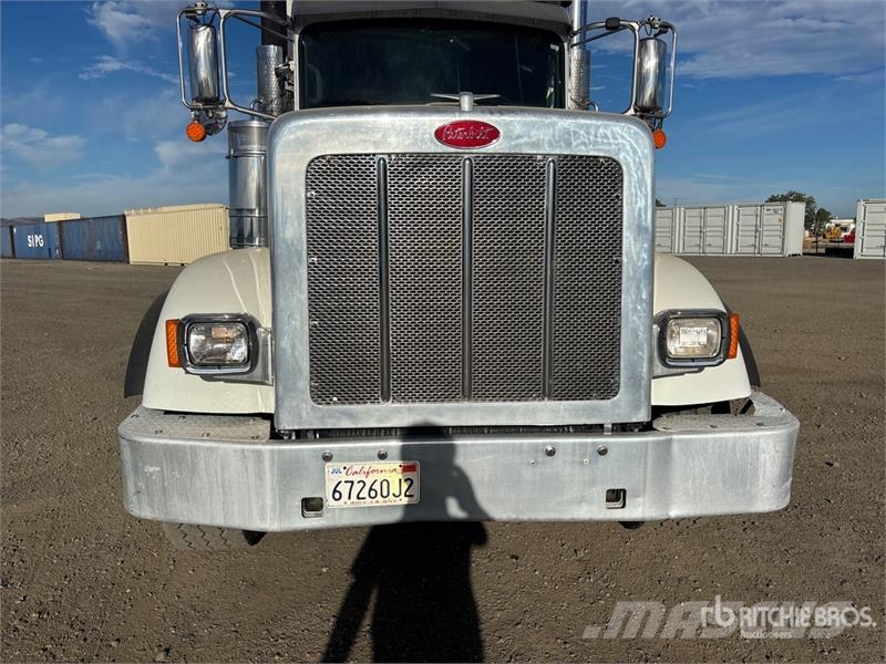 Peterbilt 367 Caminhões combinados / a vácuo