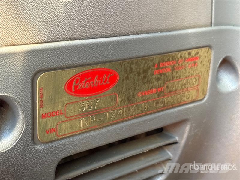 Peterbilt 367 组合/真空油槽车