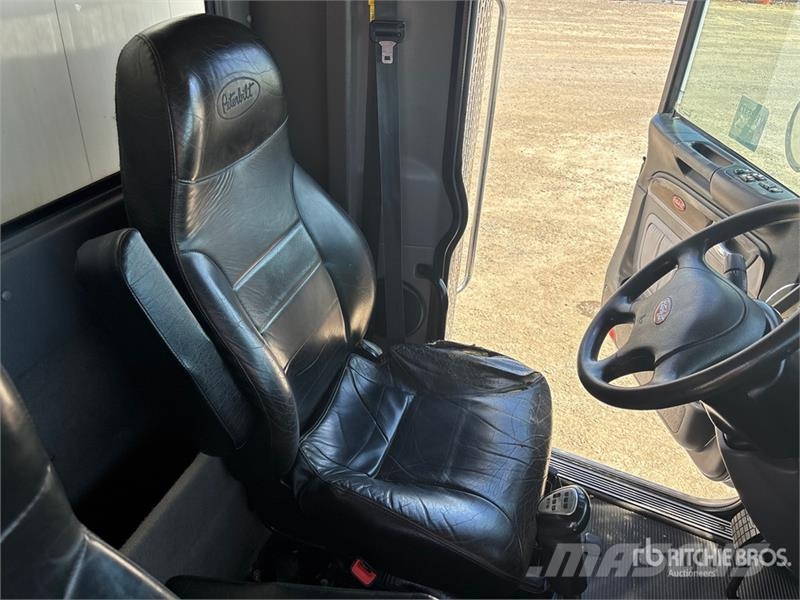 Peterbilt 367 Caminhões combinados / a vácuo