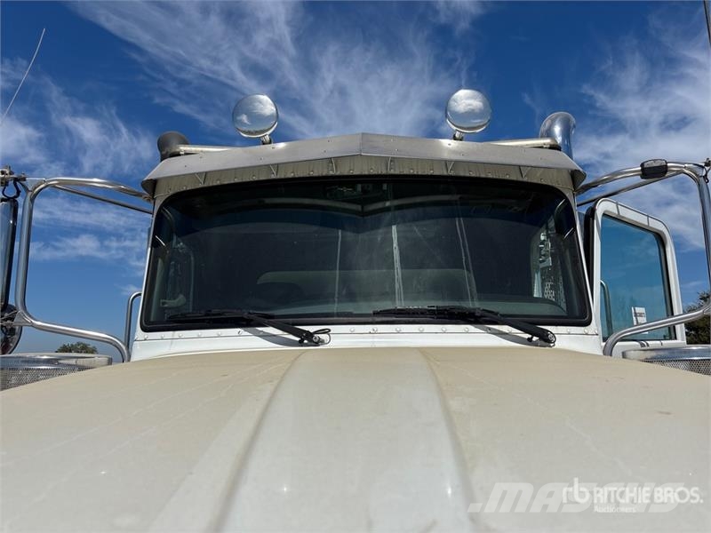 Peterbilt 367 Caminhões combinados / a vácuo