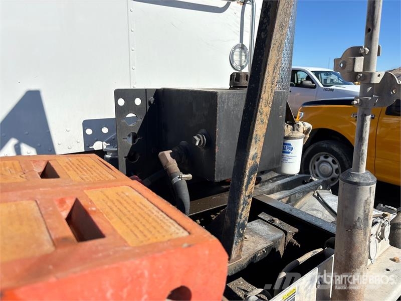 Peterbilt 367 Prime Movers