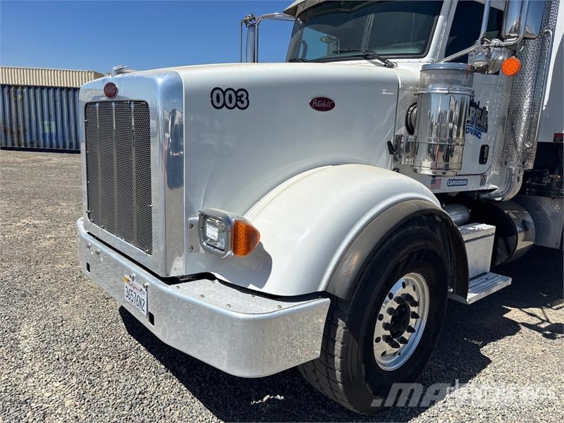Peterbilt 367 Caminhões combinados / a vácuo